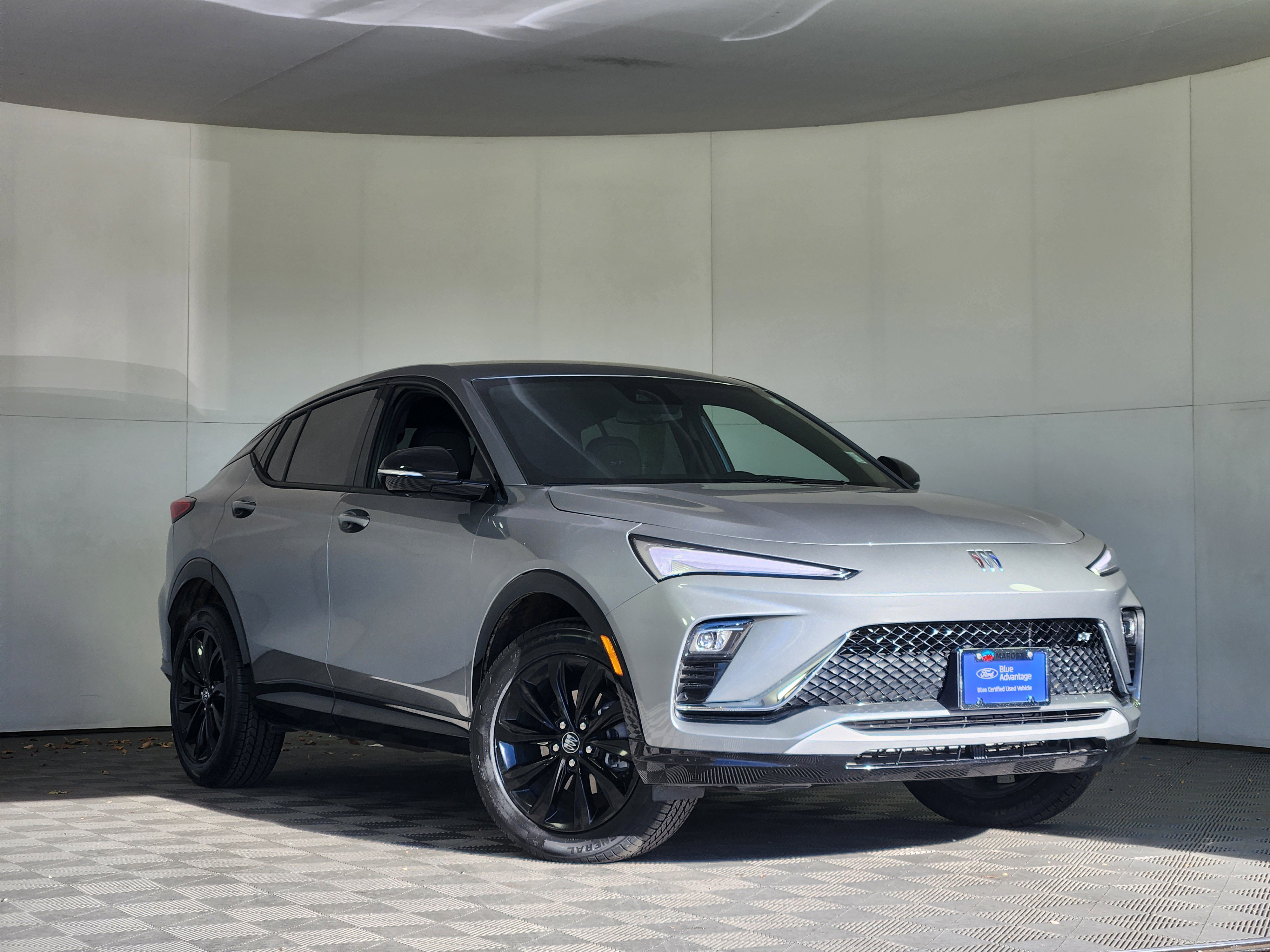 Used 2024 Buick Envista Sport Touring w/ Convenience II Package image 1