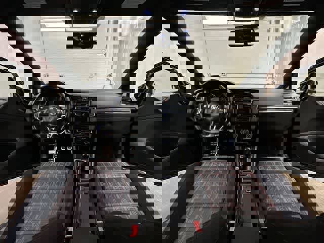 Used 2017 Volkswagen GTI S image 17