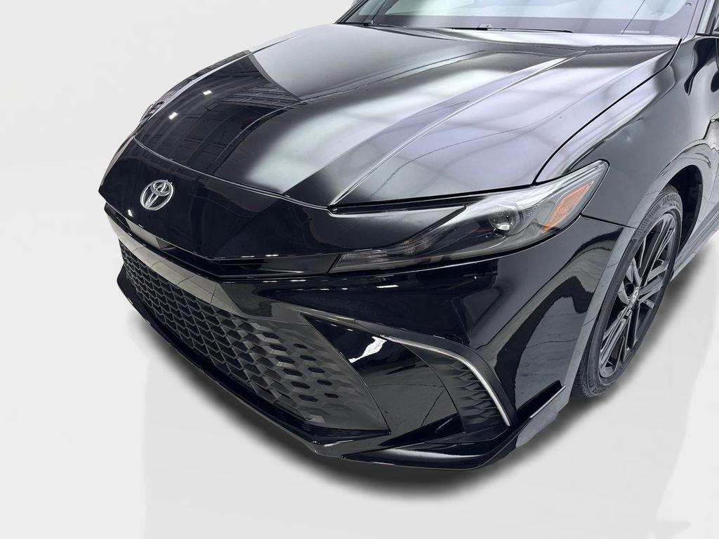 Used 2025 Toyota Camry SE w/ Multimedia Upgrade Package FWD image 16