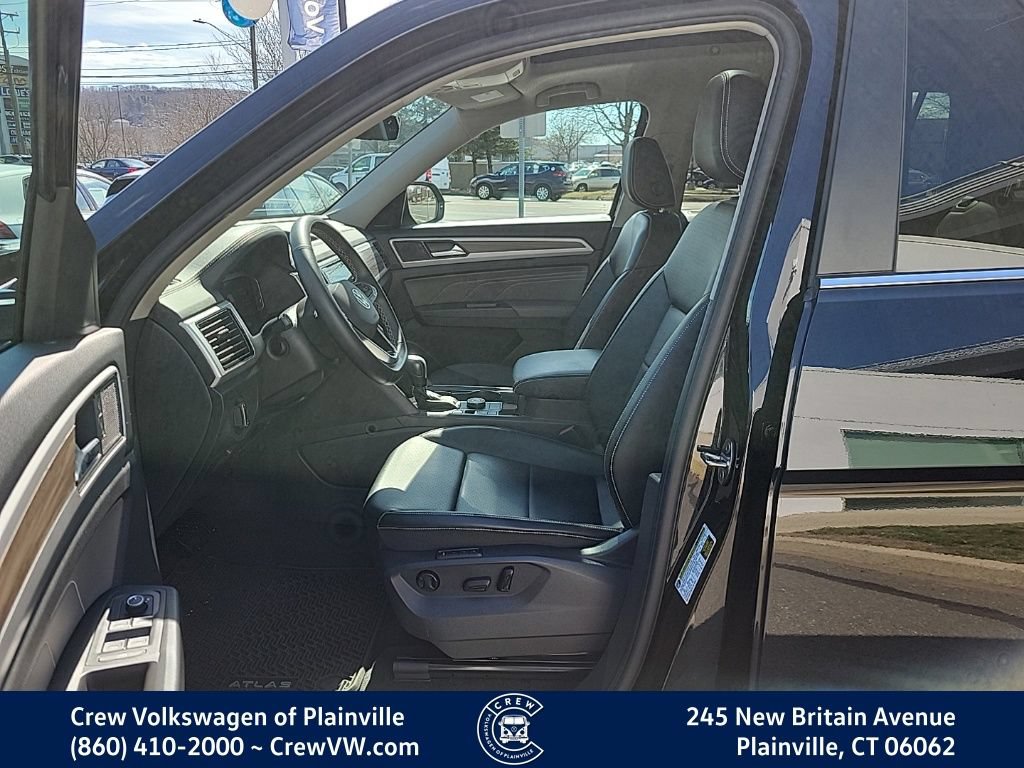 Certified 2023 Volkswagen Atlas SEL AWD/4WD image 13