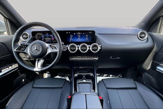 Certified 2026 Mercedes-Benz GLA 250 4MATIC image 10
