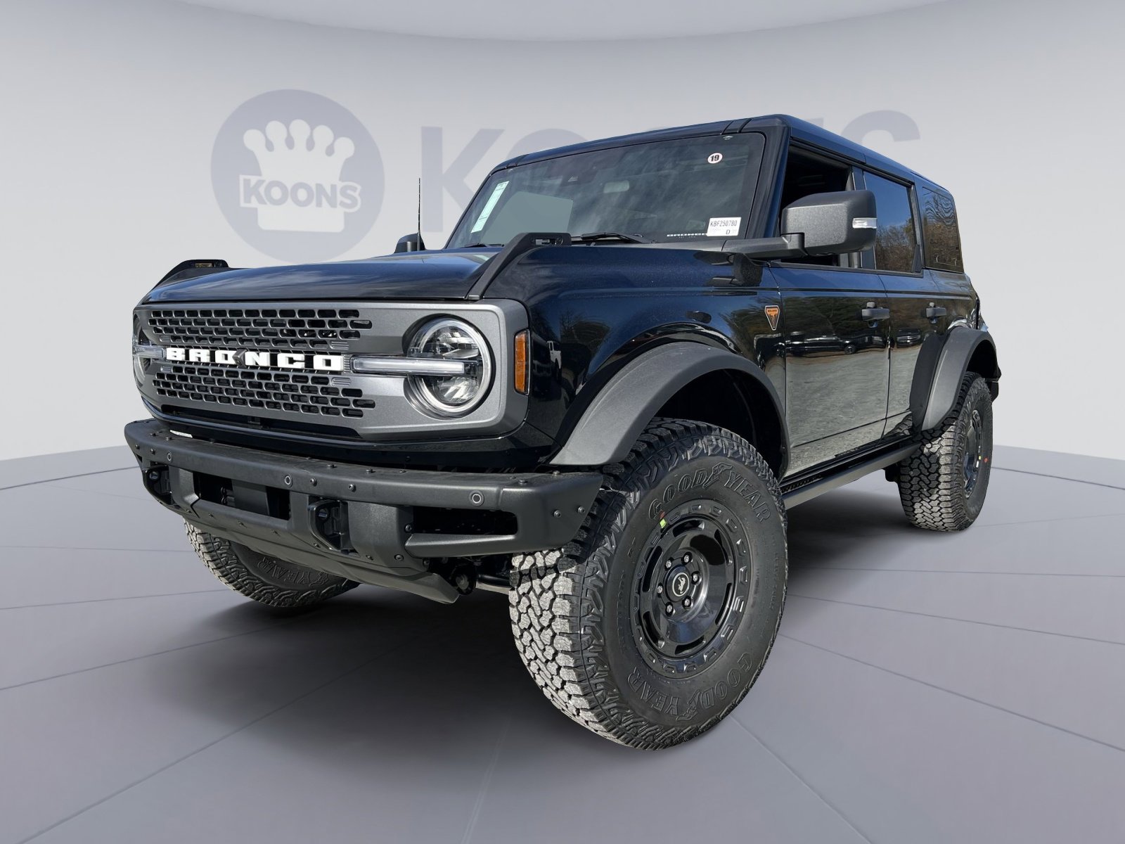 New 2025 Ford Bronco Badlands image 1