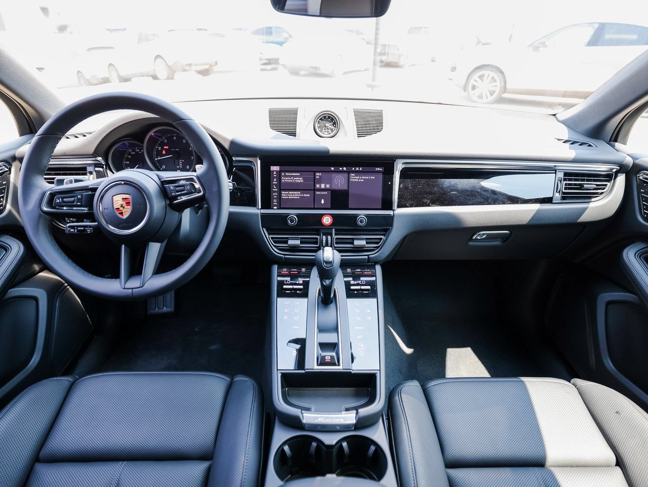Certified 2026 Porsche Macan AWD/4WD image 24