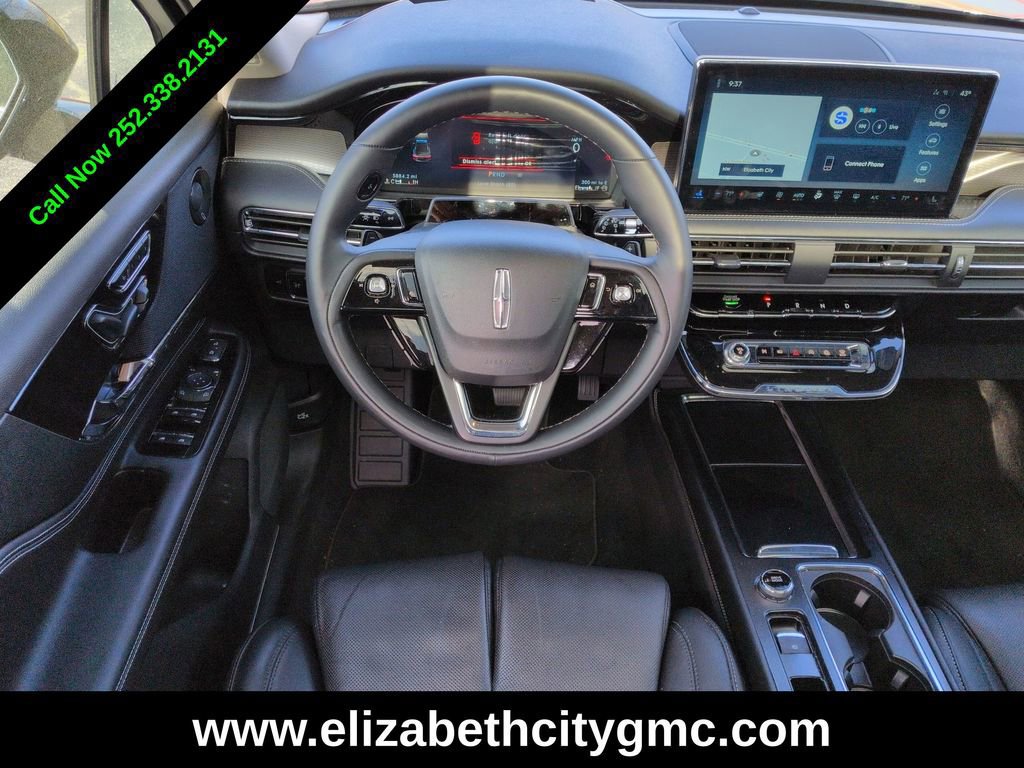 Used 2025 Lincoln Corsair Reserve w/ Equipment Group 202A image 18