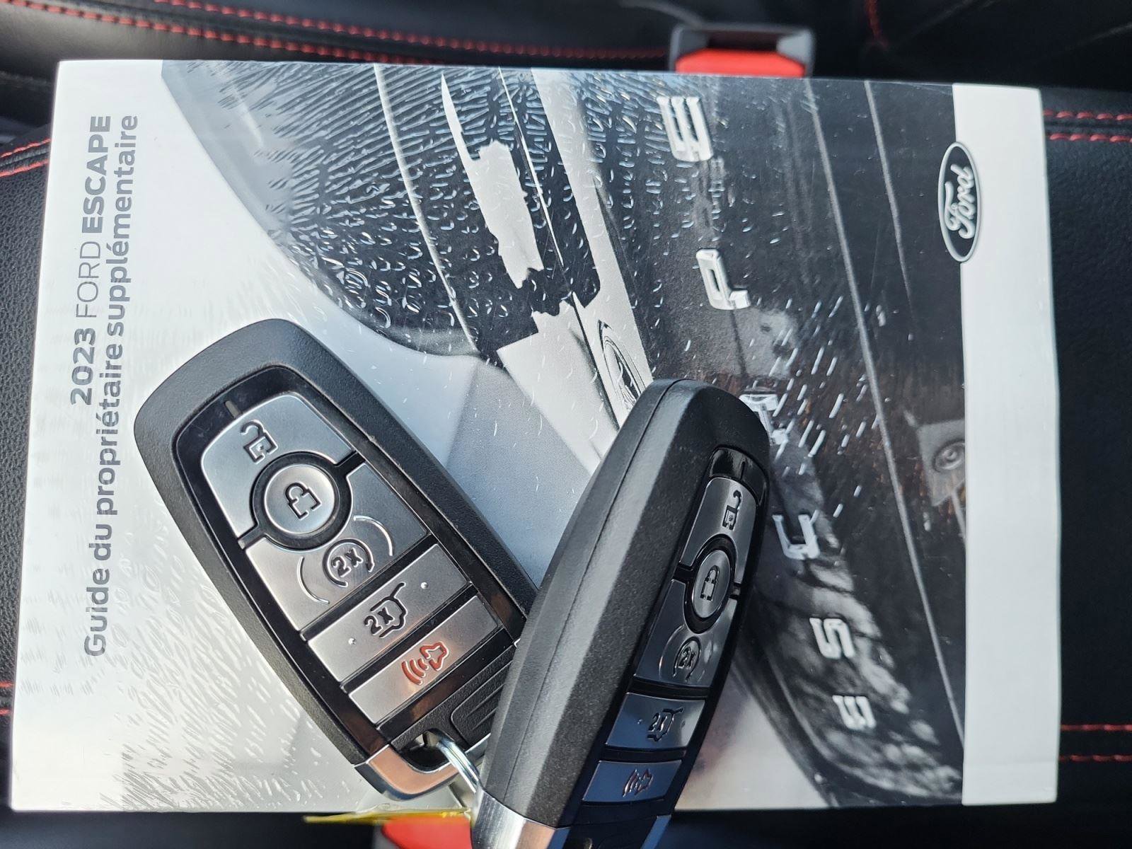 Used 2023 Ford Escape ST-Line image 32