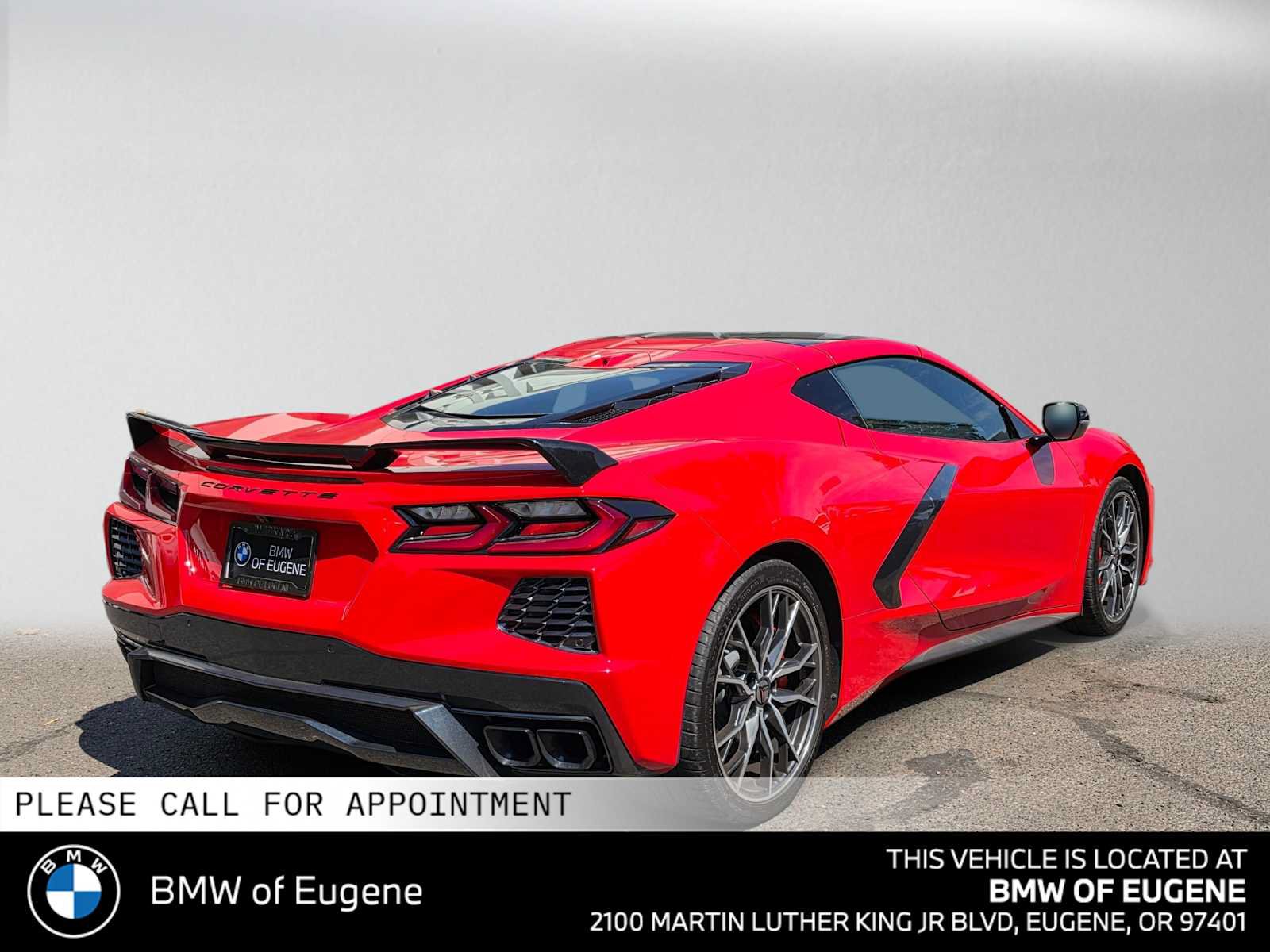 Used 2024 Chevrolet Corvette Stingray Premium Cpe w/ Z51 Performance Package RWD image 3