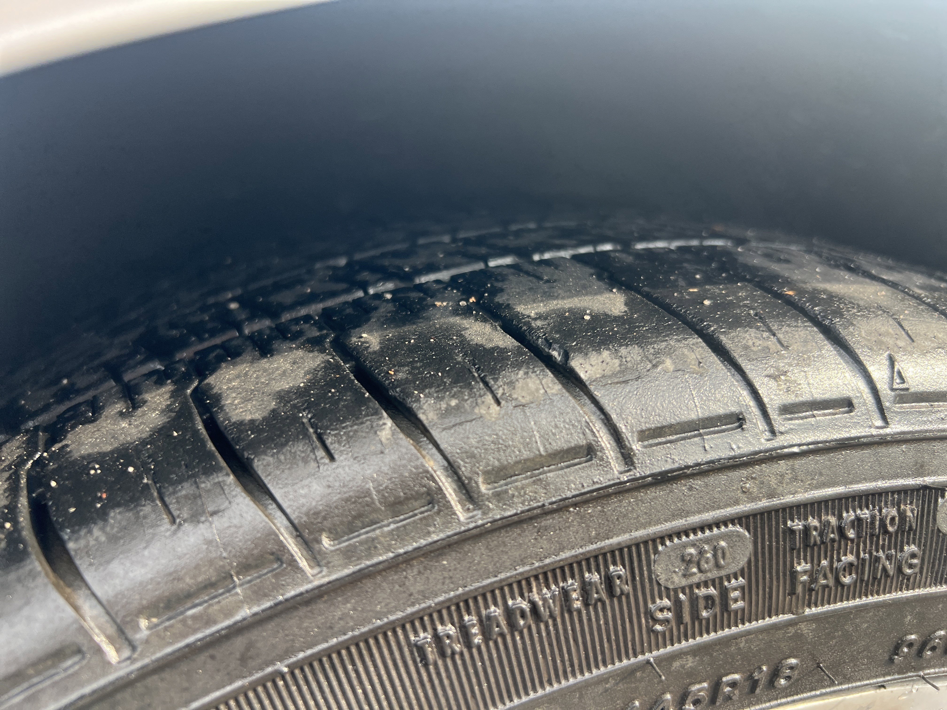 Used 2008 Pontiac Solstice GXP w/ Premium Package image 12