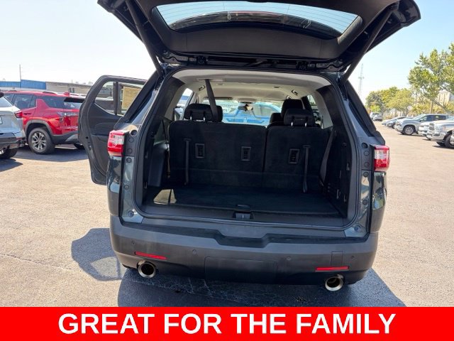 Used 2021 Chevrolet Traverse LT FWD image 17