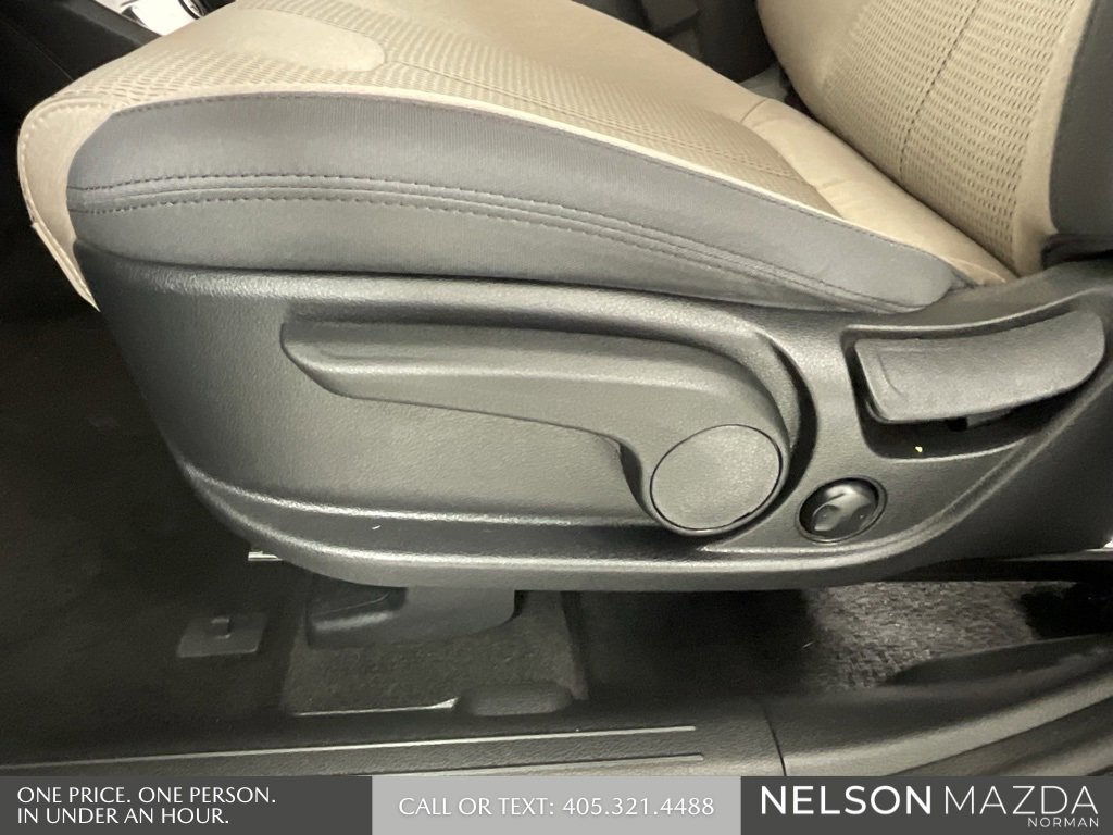 Used 2023 Hyundai Santa Fe SE image 25