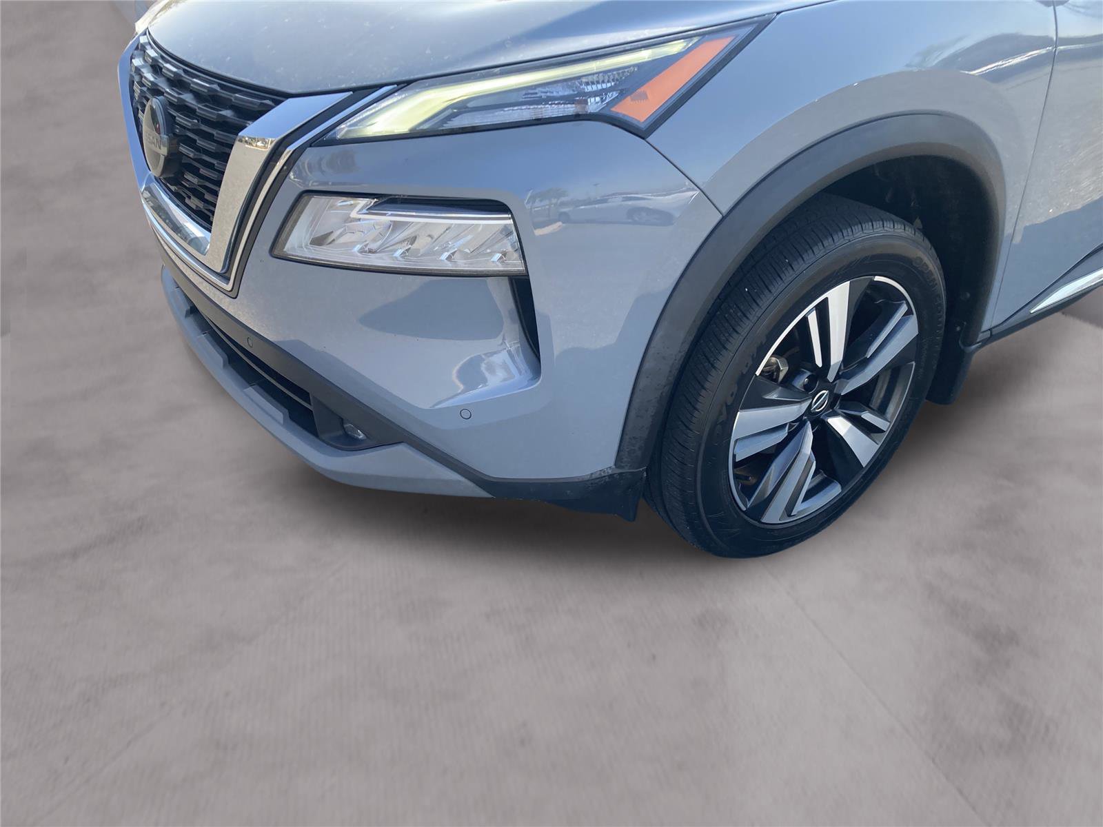 Used 2021 Nissan Rogue SL w/ Premium Package image 8