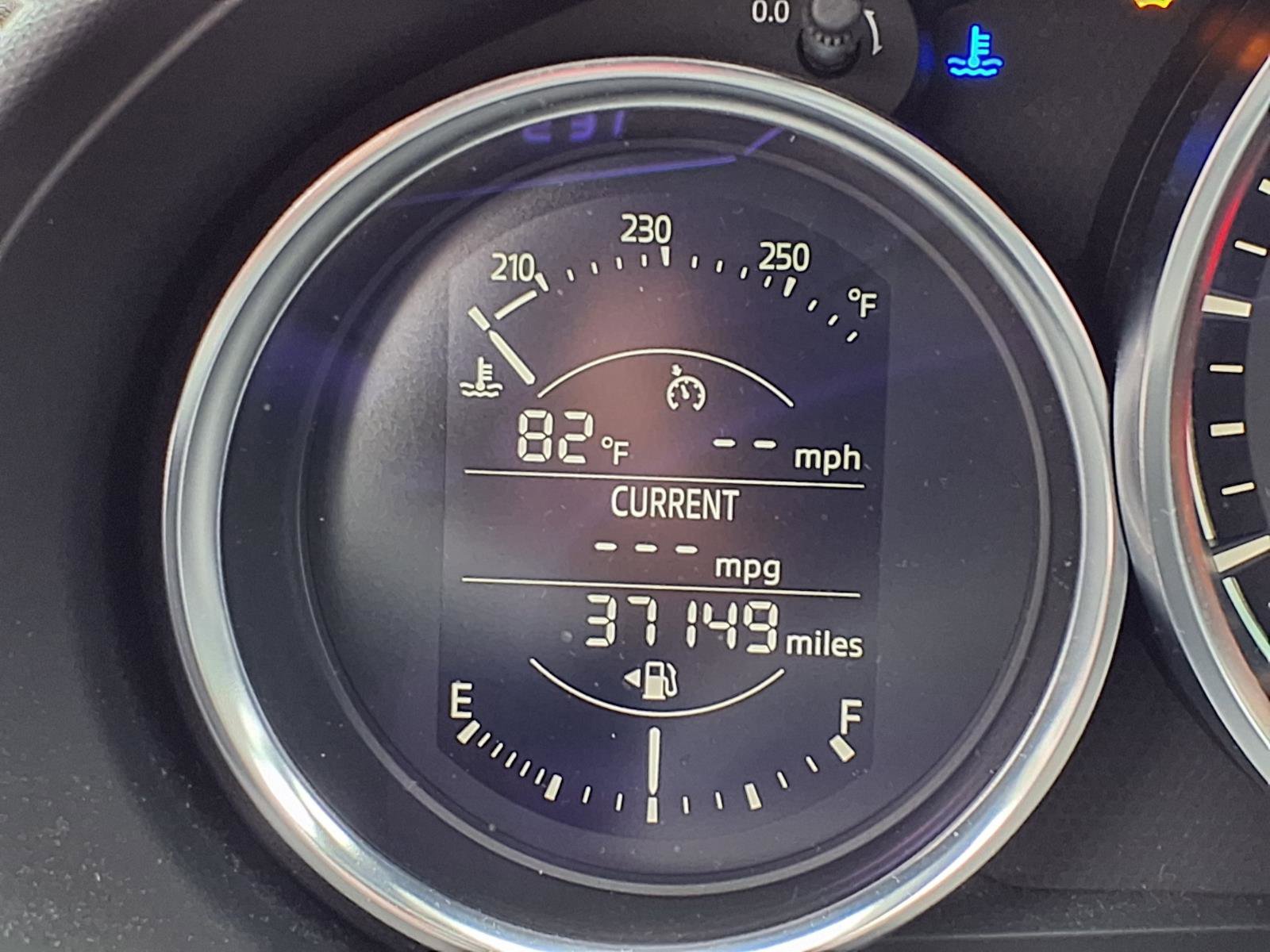 Used 2020 MAZDA MX-5 Miata Sport RWD image 13