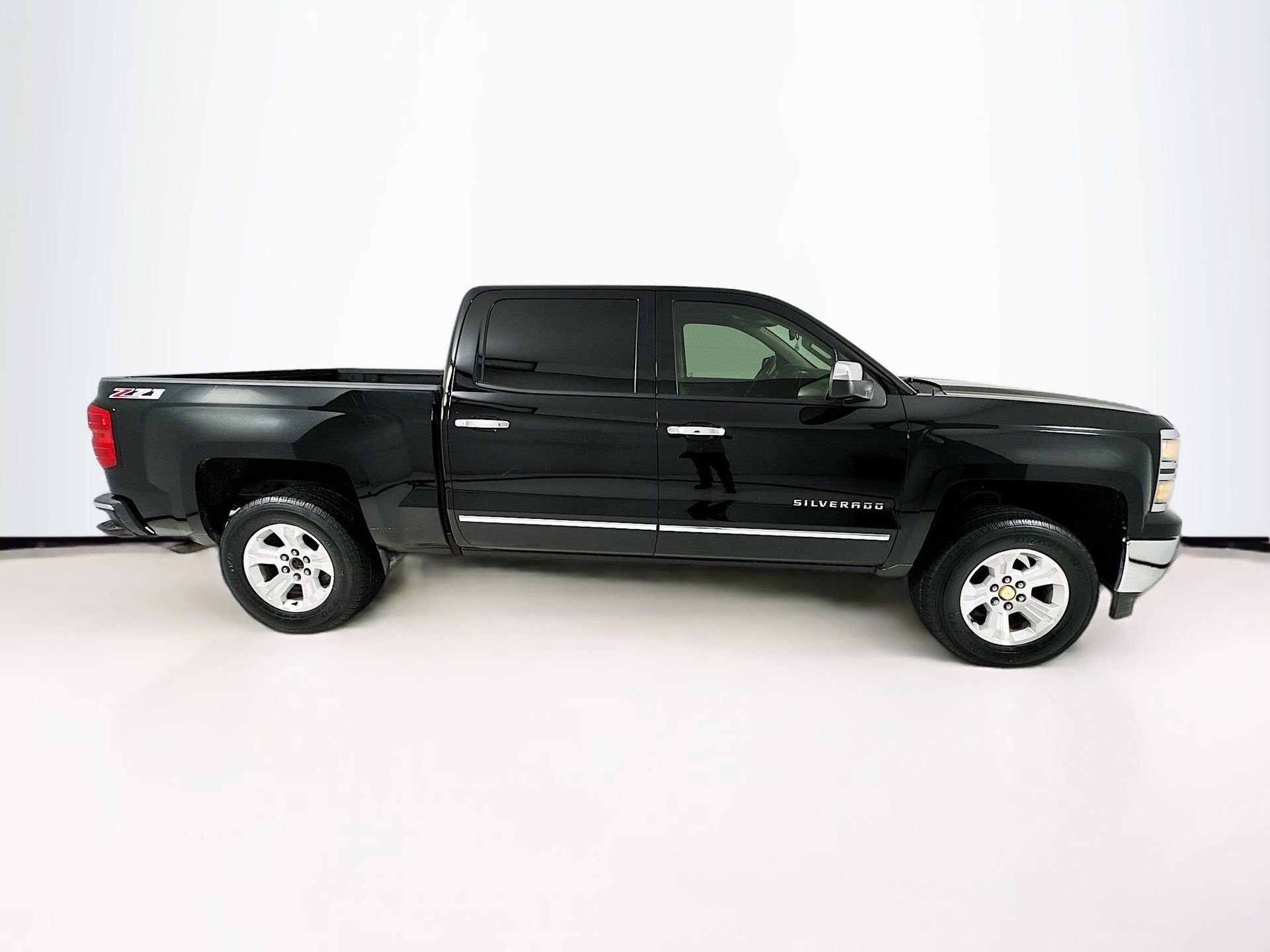 Used 2014 Chevrolet Silverado 1500 LTZ Z71 w/ LTZ Plus Package image 9
