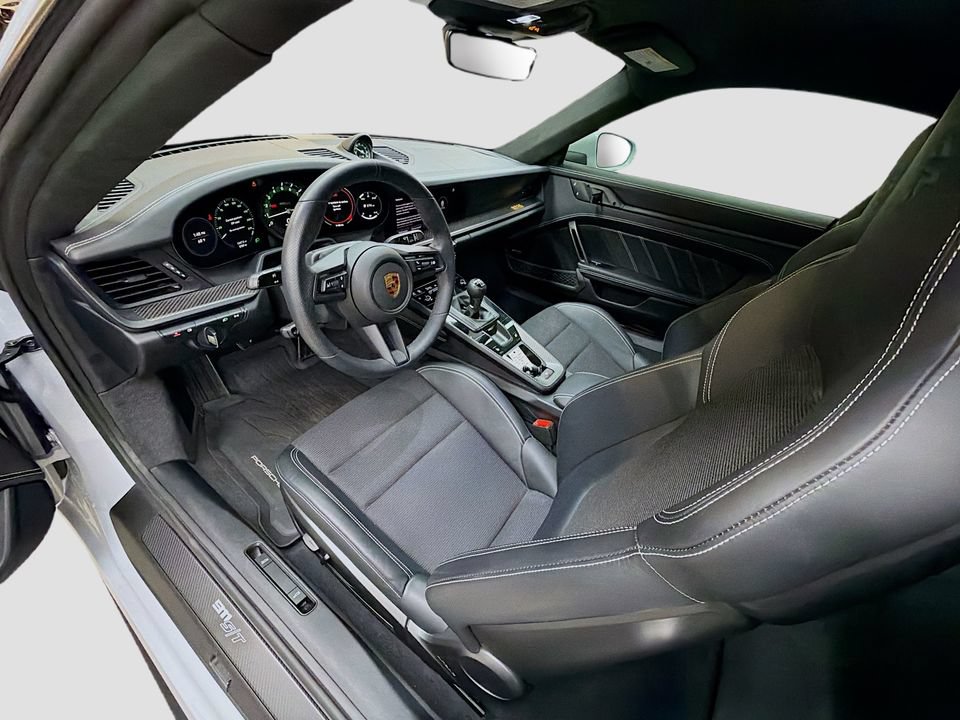 Certified 2024 Porsche 911 GT3 RS RWD image 5