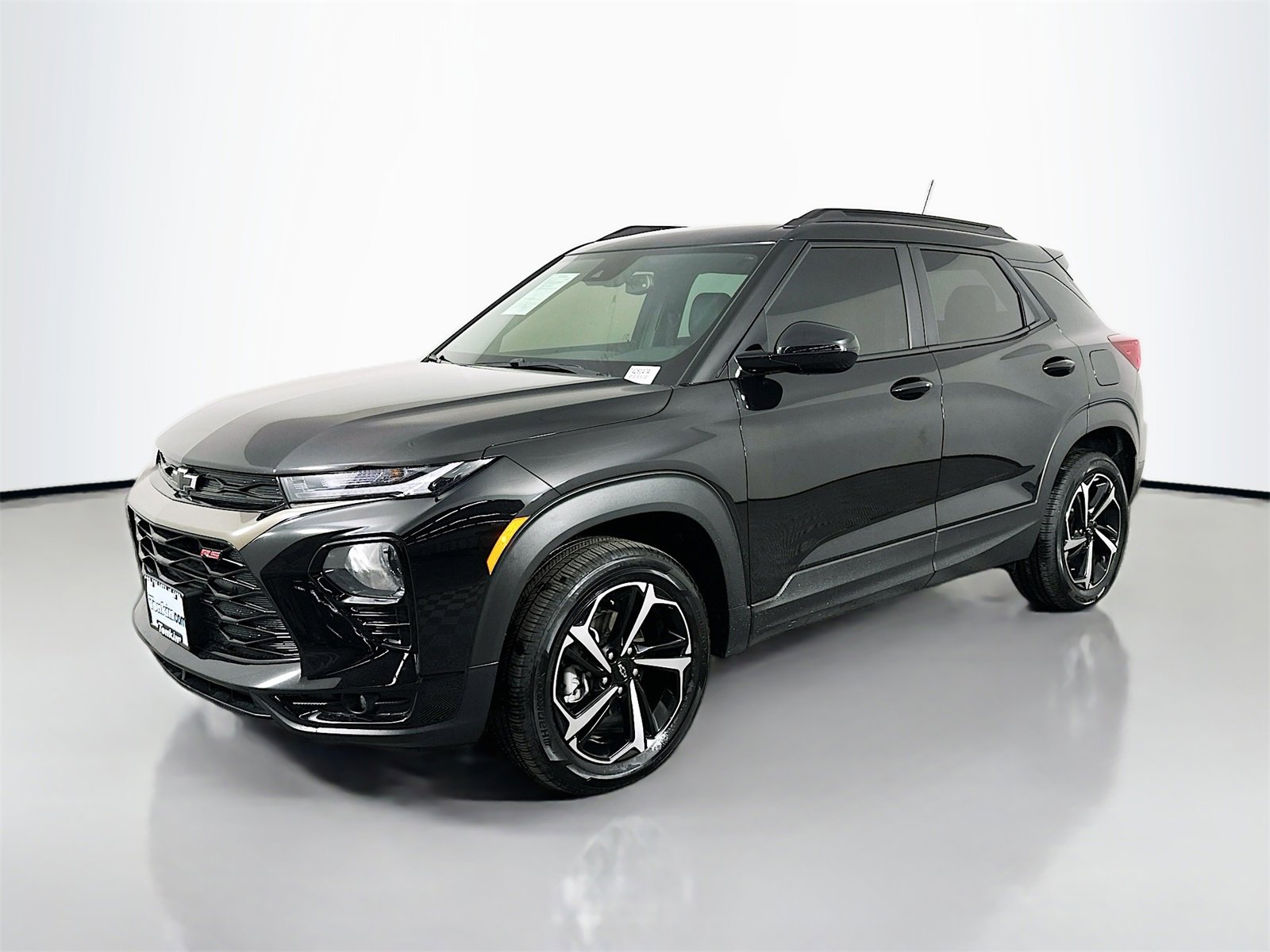 Used 2023 Chevrolet TrailBlazer RS w/ Convenience Package image 3
