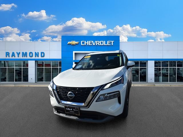 Used 2023 Nissan Rogue SV AWD/4WD image 7