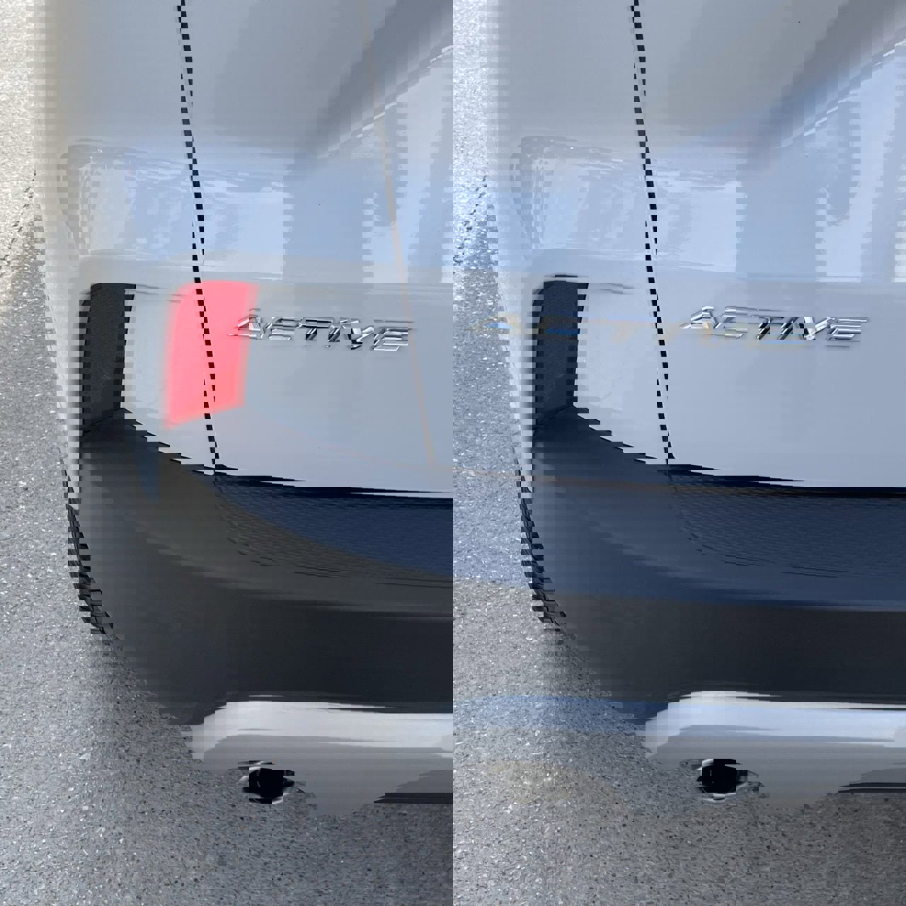 Used 2025 Ford Escape Active image 6