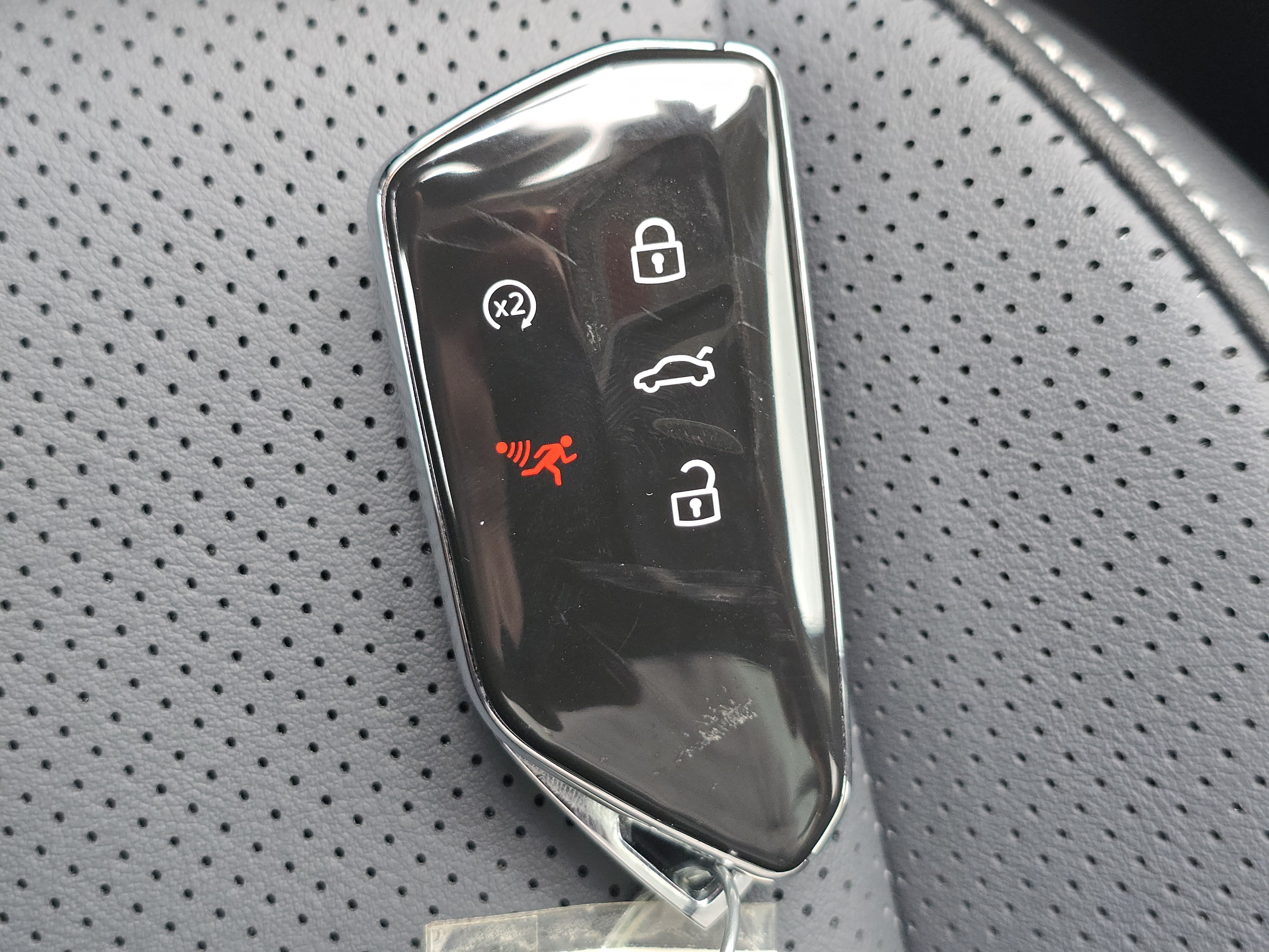 New 2026 Volkswagen Tiguan SE AWD/4WD image 27