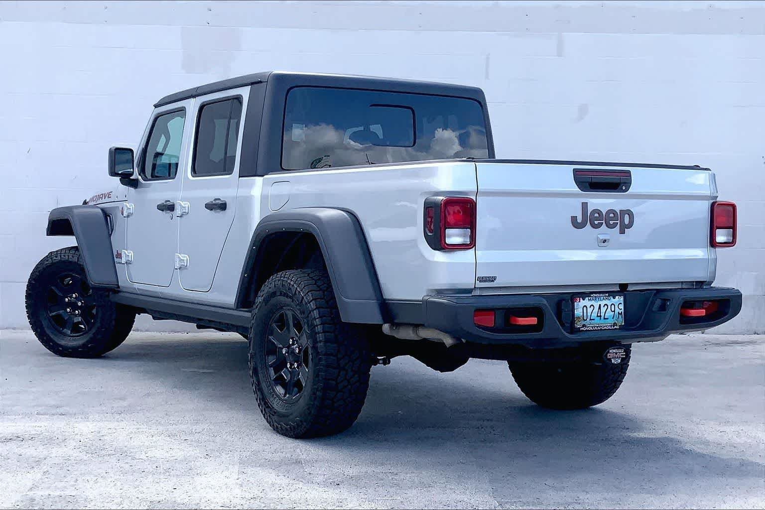 Used 2022 Jeep Gladiator Mojave w/ Cold Weather Group AWD/4WD image 4