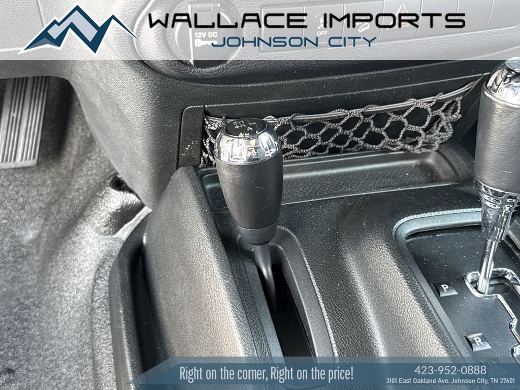 Used 2017 Jeep Wrangler Sport AWD/4WD image 25
