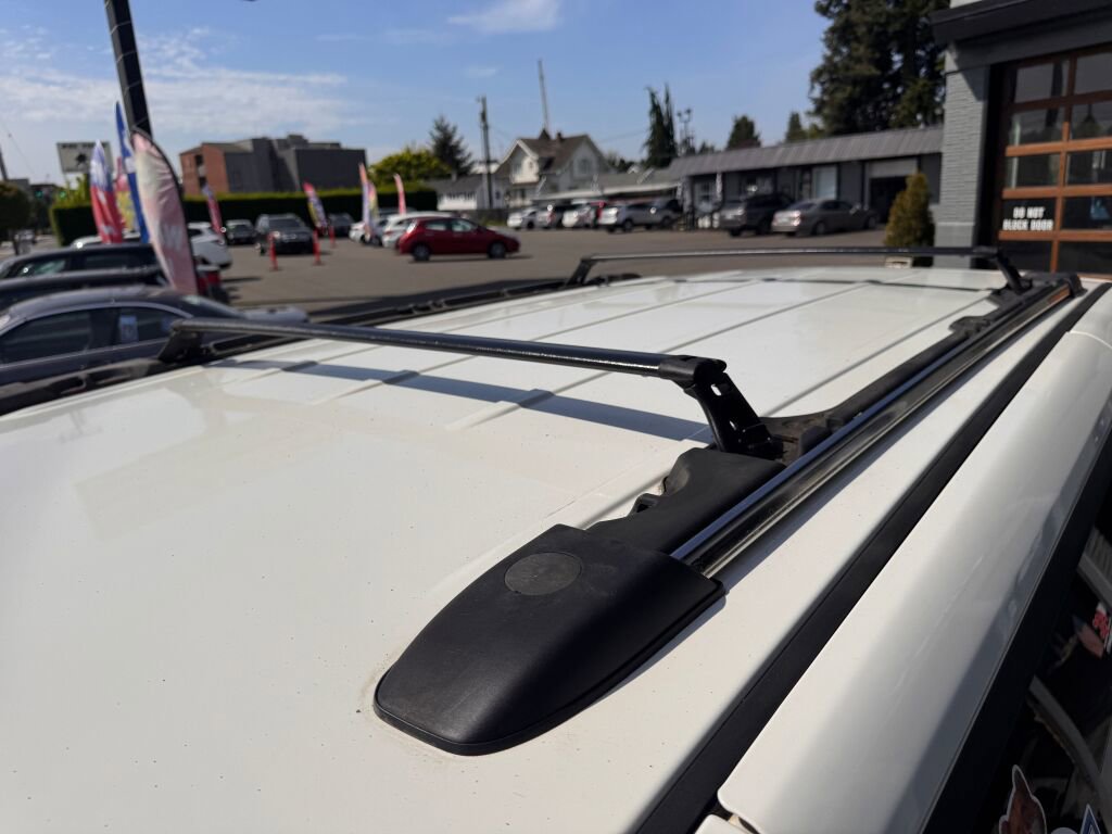 Used 2011 Dodge Grand Caravan Crew FWD image 35