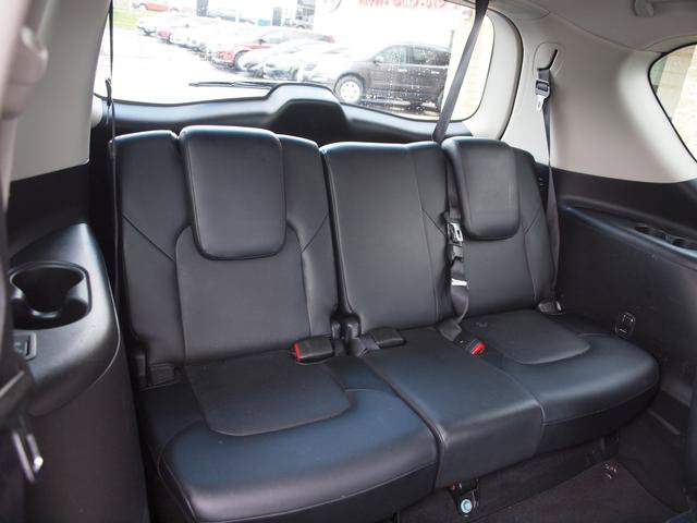 Used 2015 INFINITI QX80 4WD w/ Driver's Assistance Package image 8