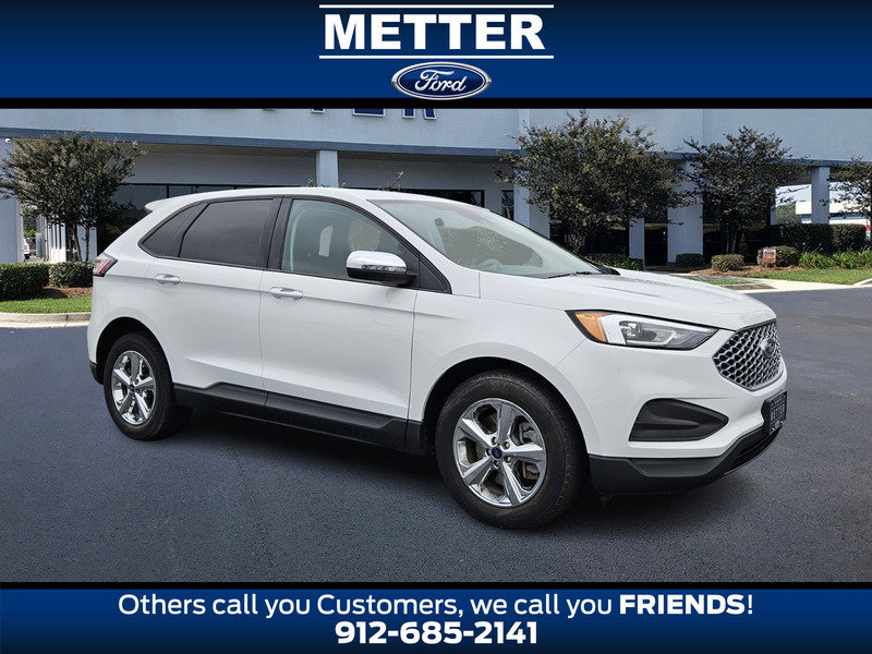 Used 2023 Ford Edge SE