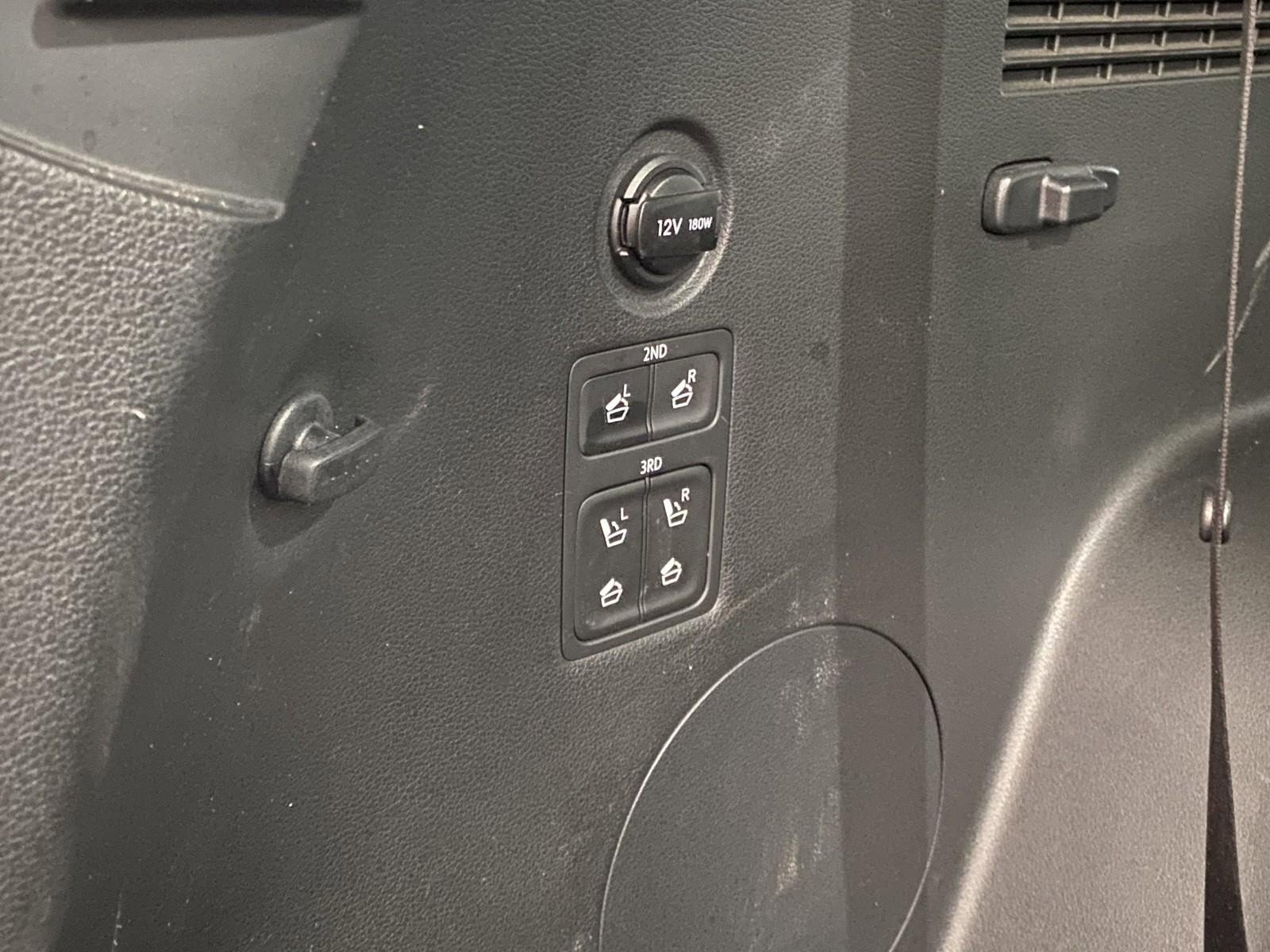 Used 2020 Hyundai Palisade SEL w/ Premium Package image 15