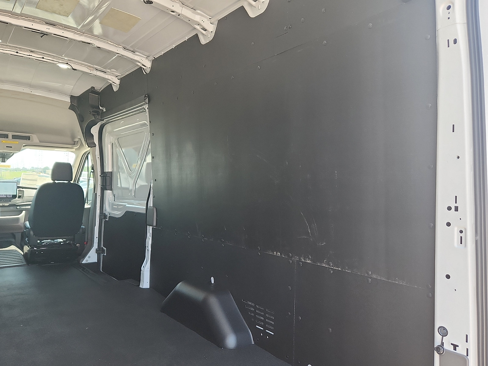 New 2026 Ford Transit 350 148 High Roof Extended w/ Load Area Protection Package RWD image 15