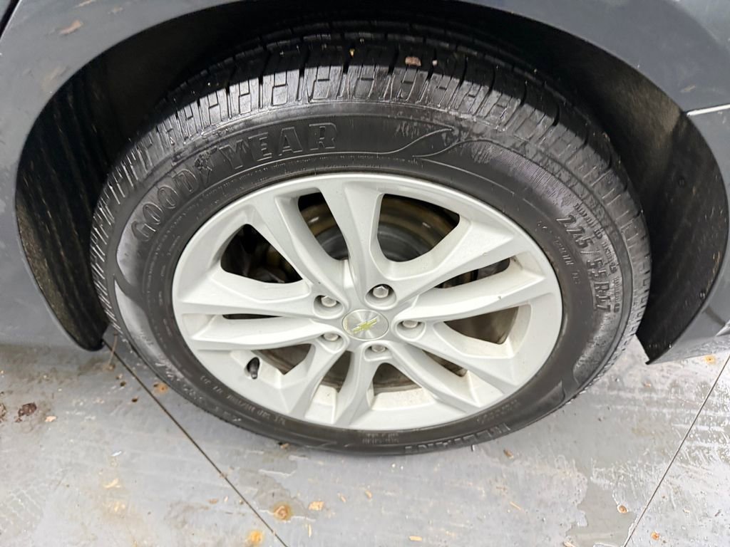 Used 2016 Chevrolet Malibu LT w/ Driver Confidence Package image 36