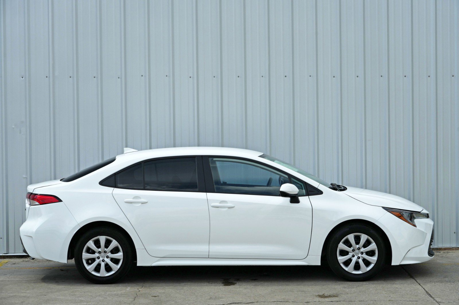 Used 2024 Toyota Corolla LE image 48