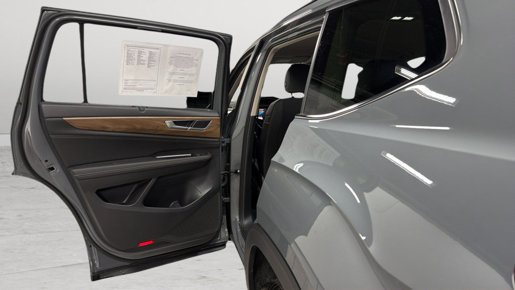 Certified 2026 Volkswagen Atlas SE AWD/4WD image 31