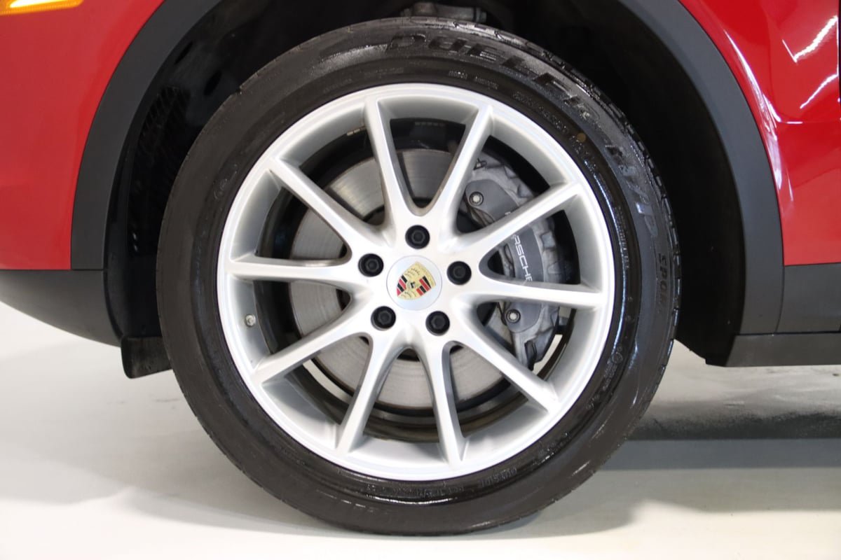 Used 2022 Porsche Cayenne Platinum Edition AWD/4WD image 92