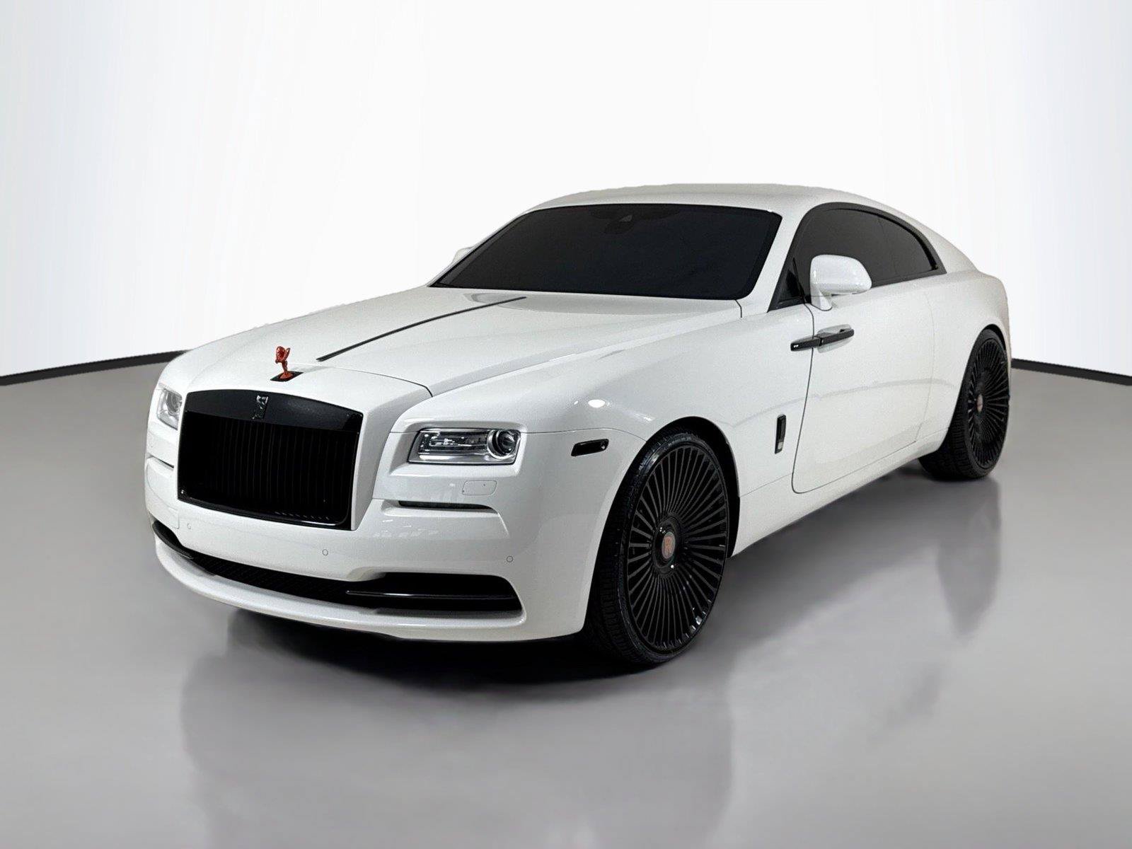 Used 2016 Rolls-Royce Wraith RWD image 10