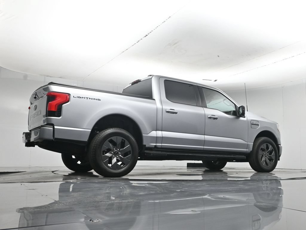Used 2022 Ford F150 Lightning XLT w/ Equipment Group 312A High AWD/4WD image 53