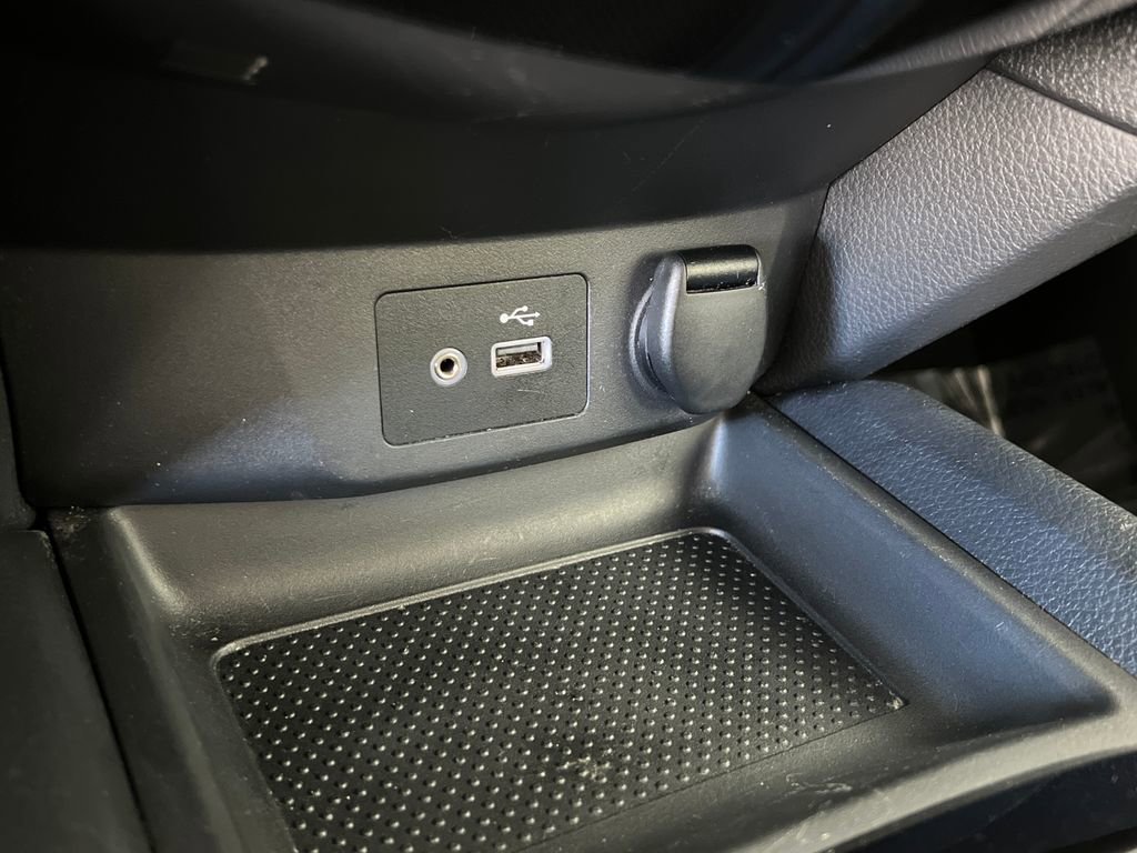 Used 2018 Nissan Rogue S image 40