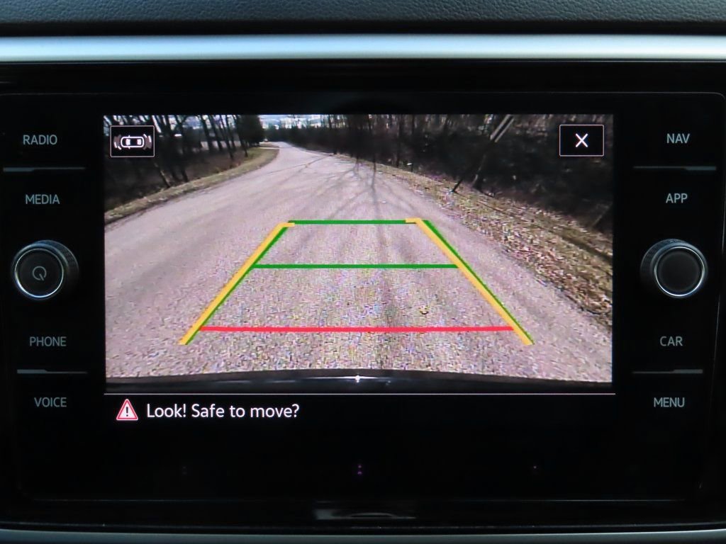 Used 2023 Volkswagen Atlas Cross Sport SEL R-Line image 6