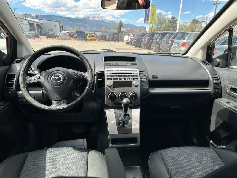 Used 2010 MAZDA MAZDA5 Sport image 13
