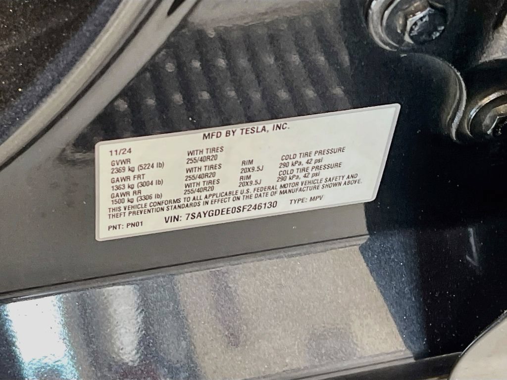 Used 2025 Tesla Model Y Long Range AWD/4WD image 28