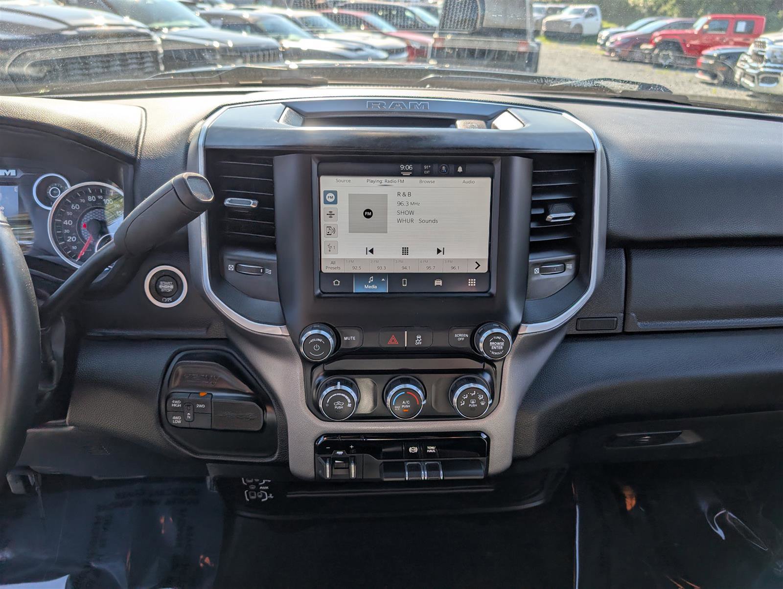 Used 2024 RAM 2500 Big Horn image 17