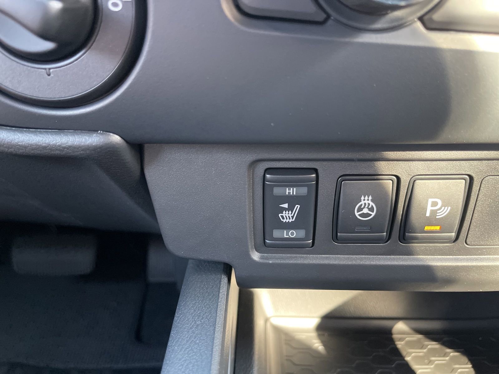 New 2026 Nissan Frontier SV image 26