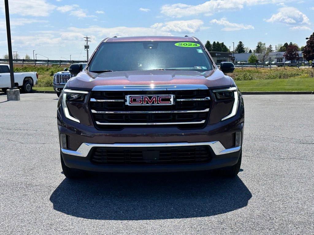 Used 2024 GMC Acadia Elevation w/ Luxury Package AWD/4WD image 4