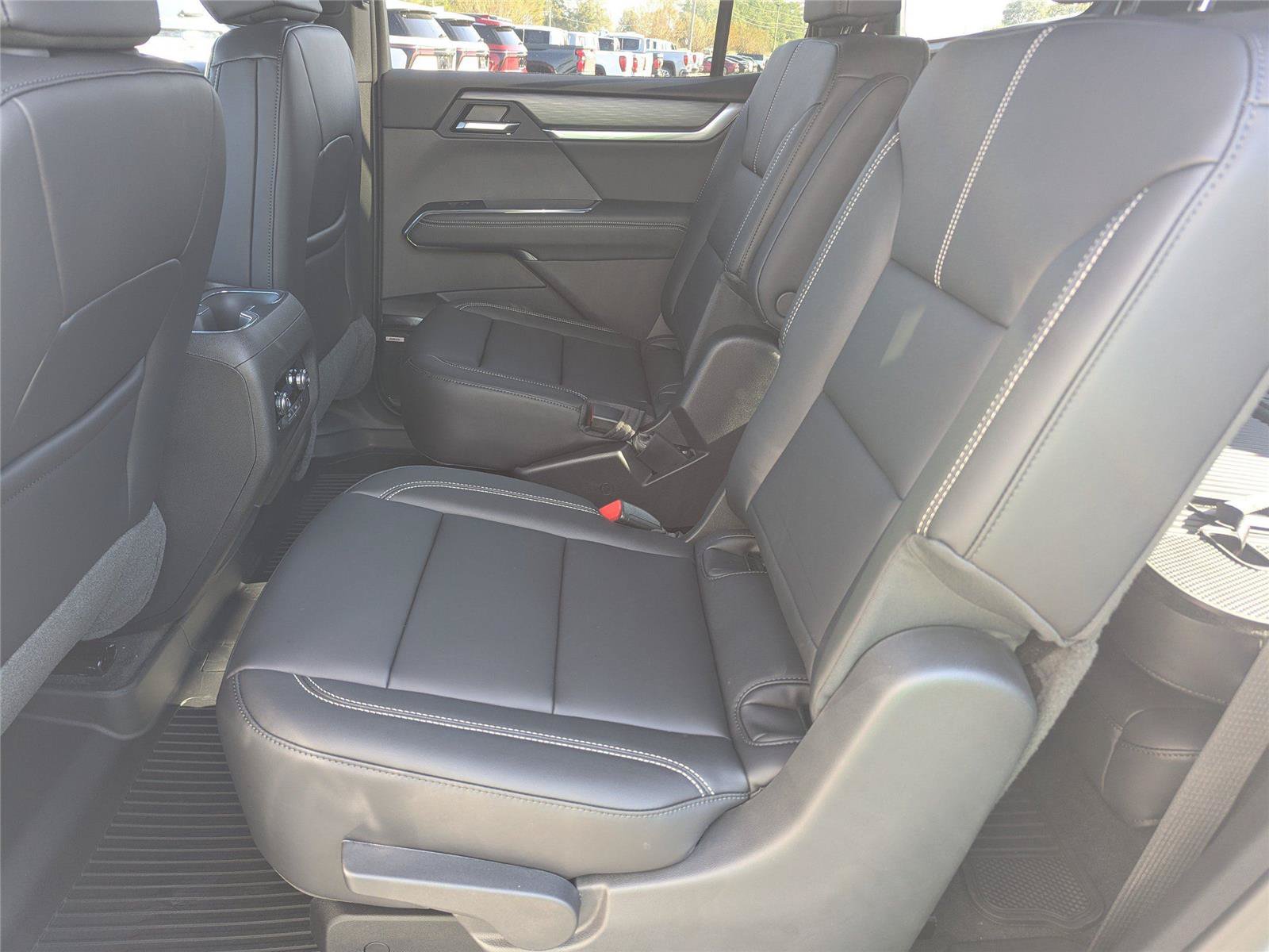 New 2026 GMC Acadia Elevation w/ Elevation Premium Package FWD image 12
