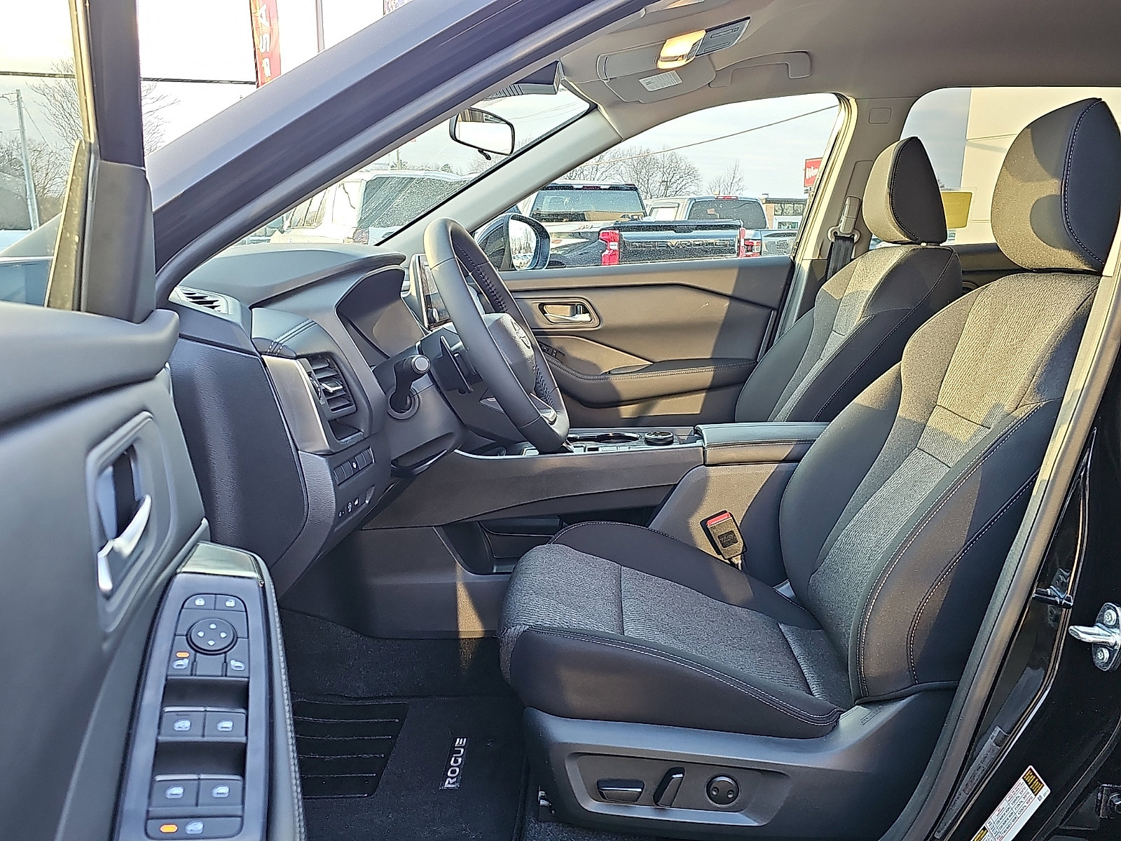 Certified 2026 Nissan Rogue SV image 14