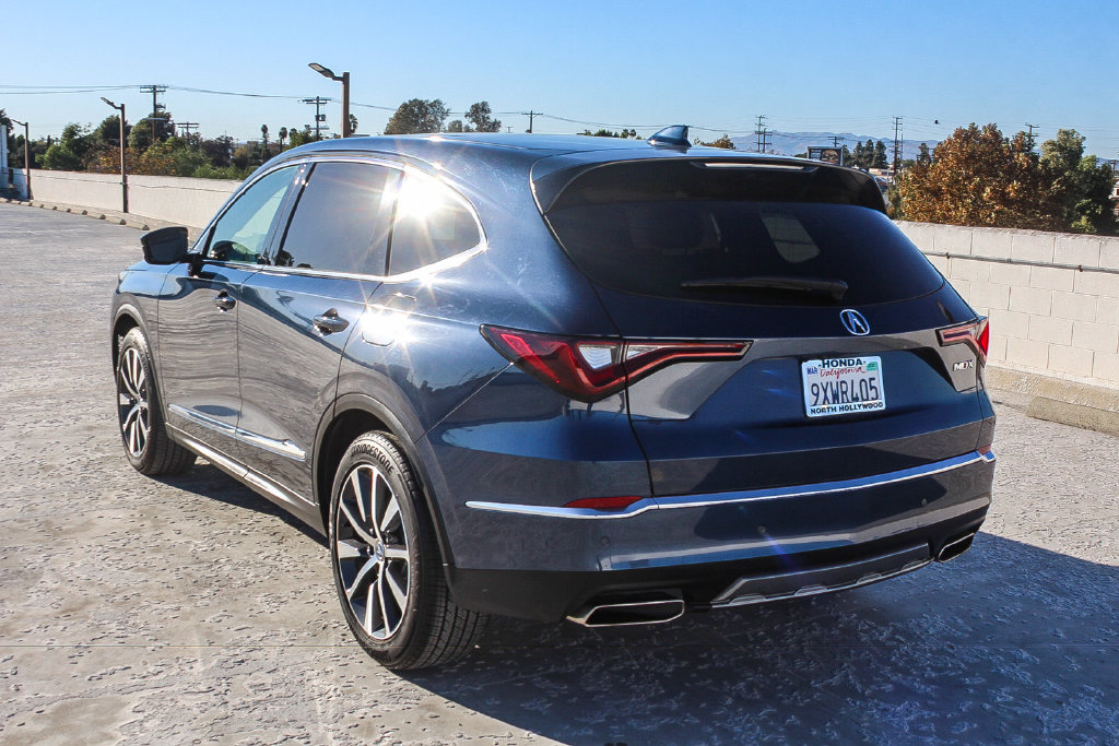 Used 2026 Acura MDX w/ Technology Package FWD image 4