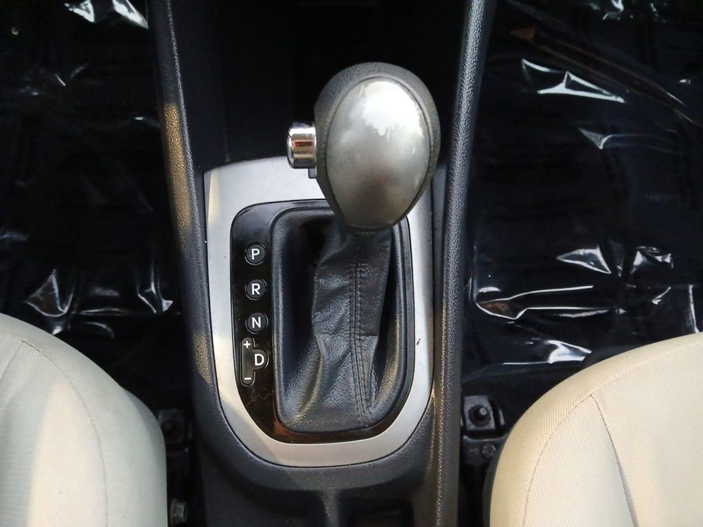 Used 2012 Kia Rio LX image 10