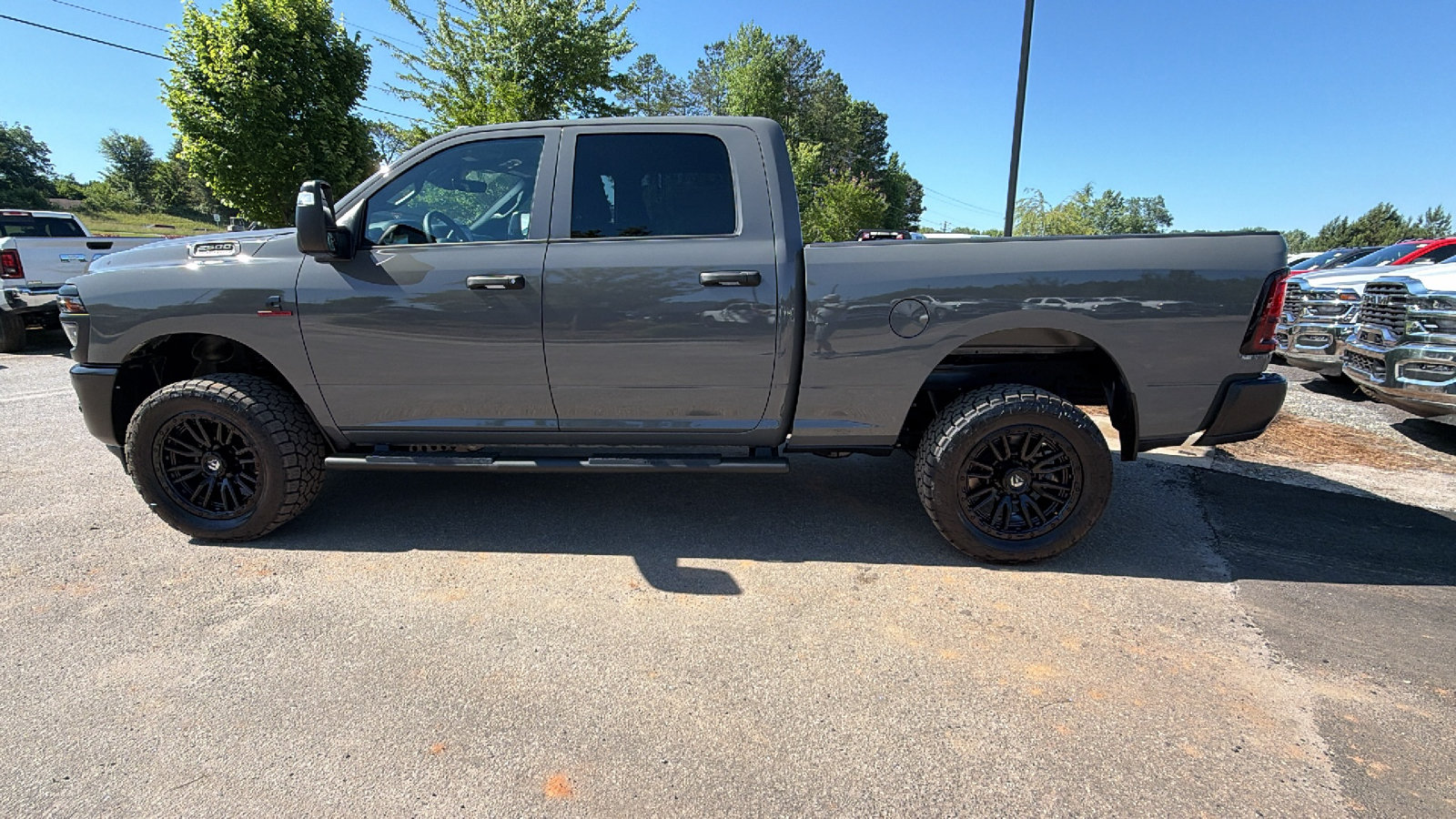 New 2026 RAM 2500 Tradesman AWD/4WD image 11