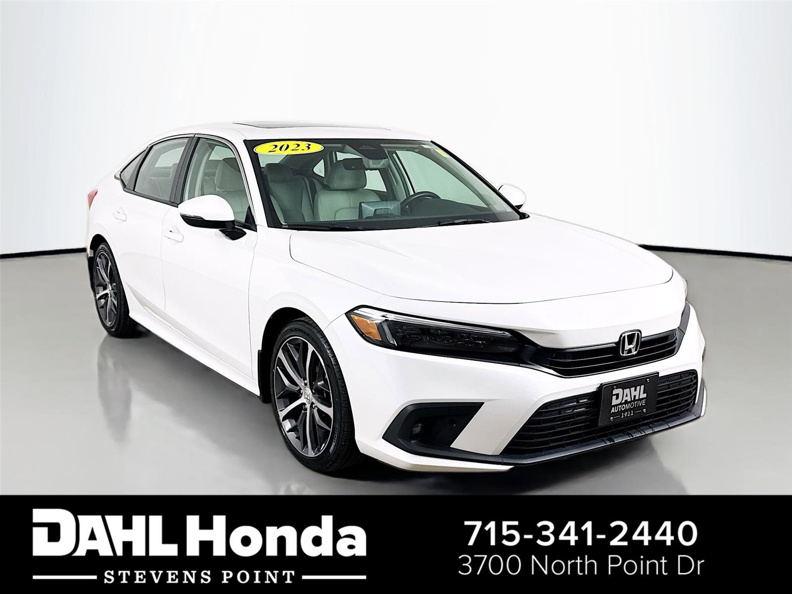 Used 2023 Honda Civic Touring image 1