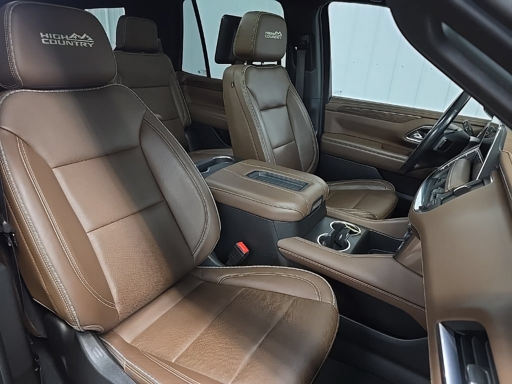 Used 2021 Chevrolet Tahoe High Country AWD/4WD image 15