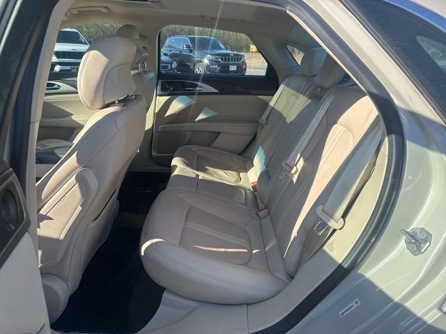 Used 2019 Lincoln MKZ Reserve AWD/4WD image 14