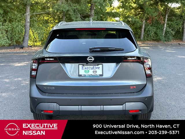 Used 2025 Nissan Kicks SR FWD image 3